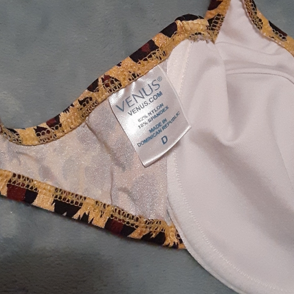 Leopard bikini top - Picture 2 of 2